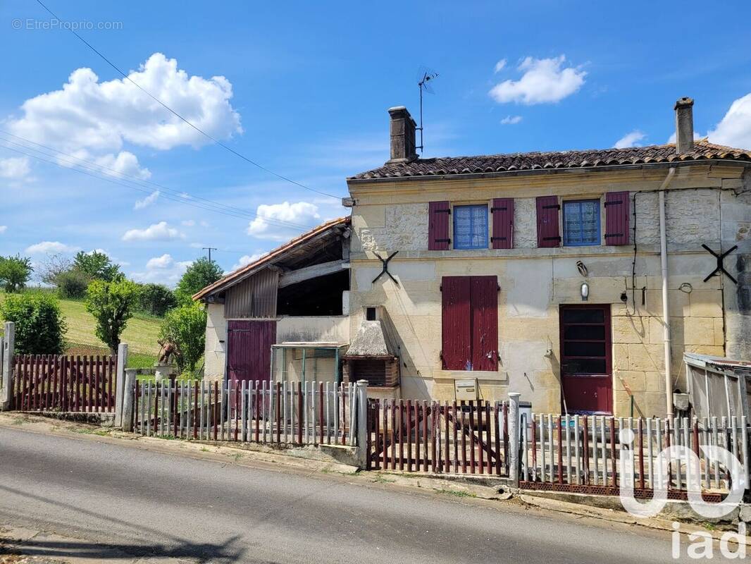Photo 1 - Maison à BURIE