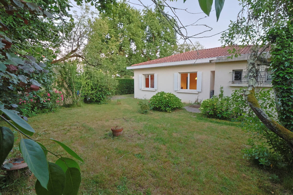 Maison à MERIGNAC