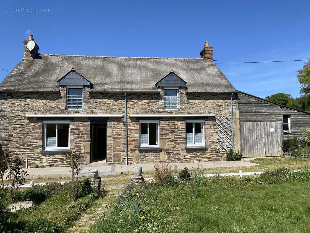 Maison à COMBLESSAC