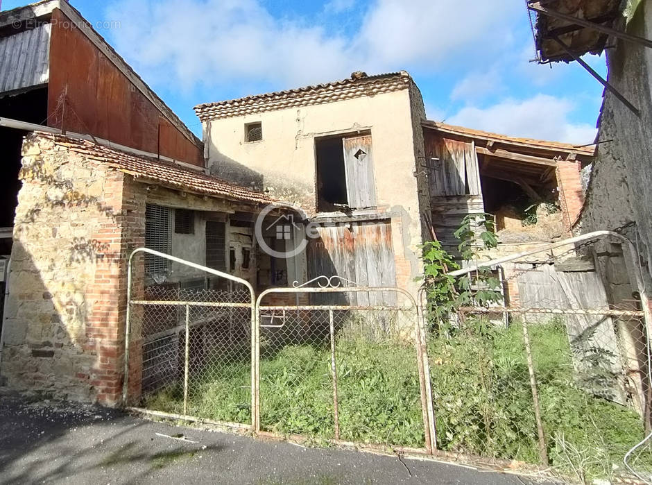 Maison à BILLOM