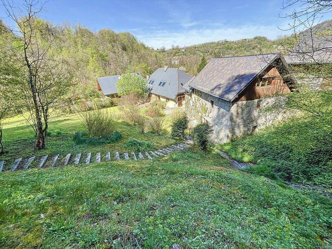 Maison à ALBY-SUR-CHERAN