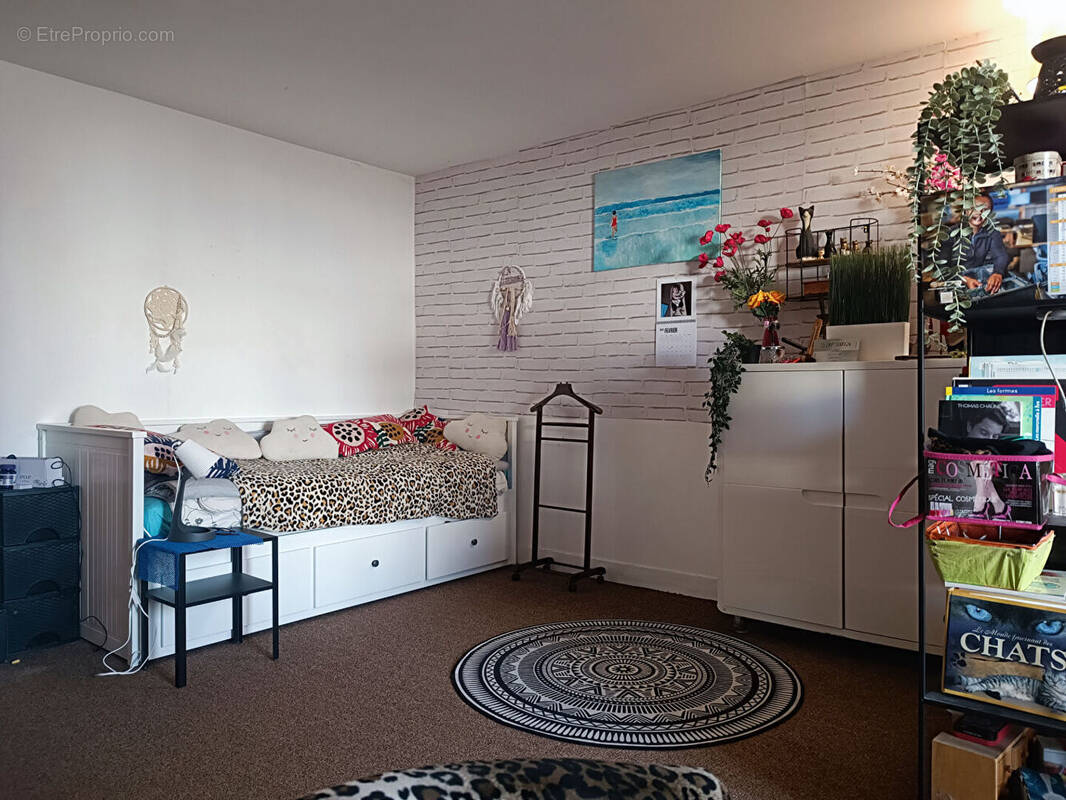 Appartement à FONTENAY-LE-FLEURY