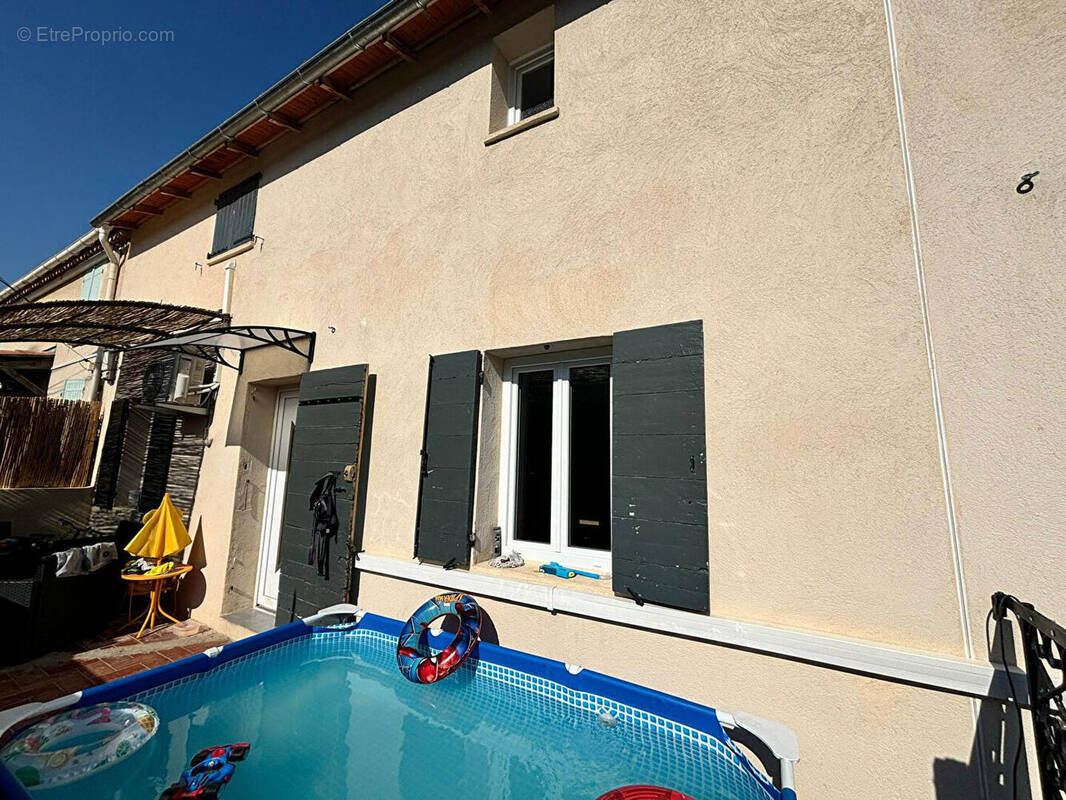 Maison à GREASQUE