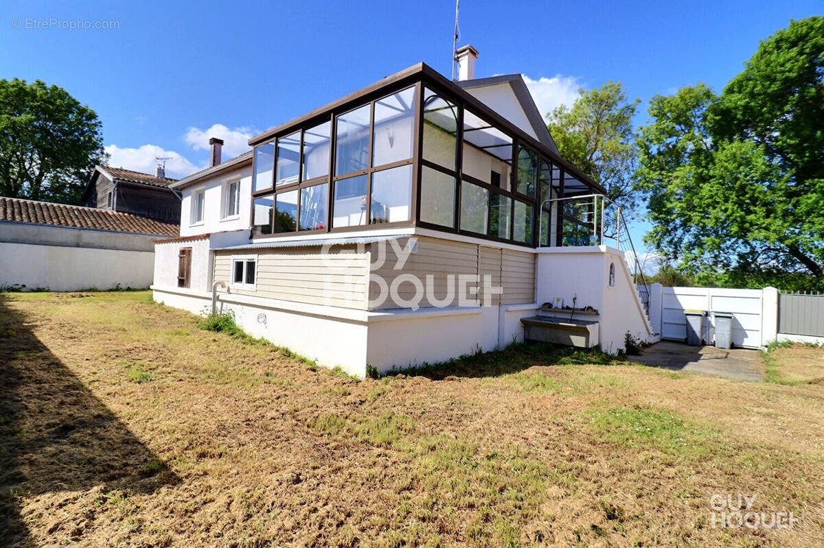 Maison à AIGREFEUILLE-D&#039;AUNIS