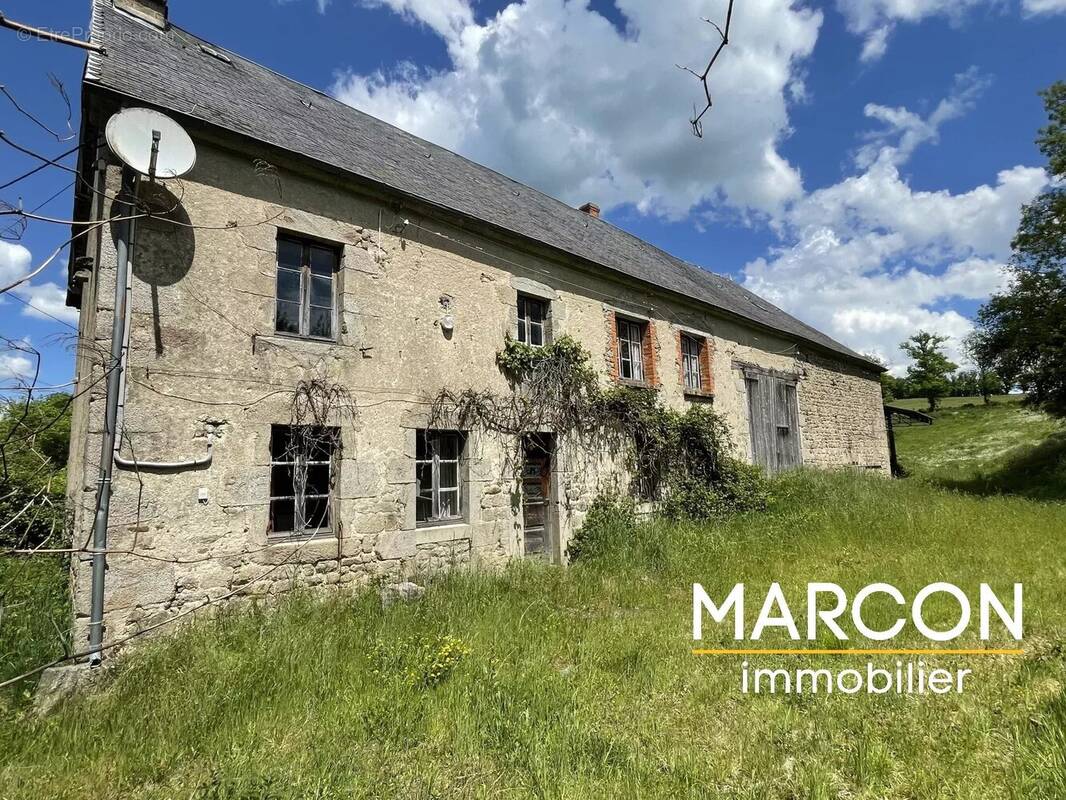 Maison à AUZANCES