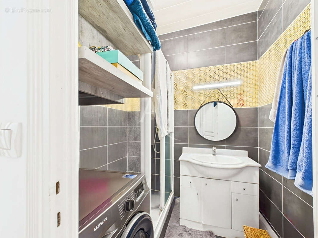 Appartement à SAINT-MAUR-DES-FOSSES