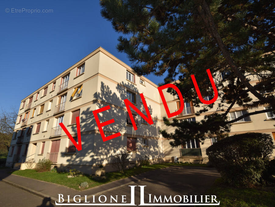 Appartement à COUBRON