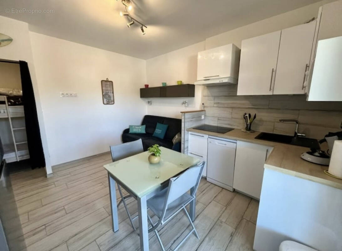 Appartement à HYERES