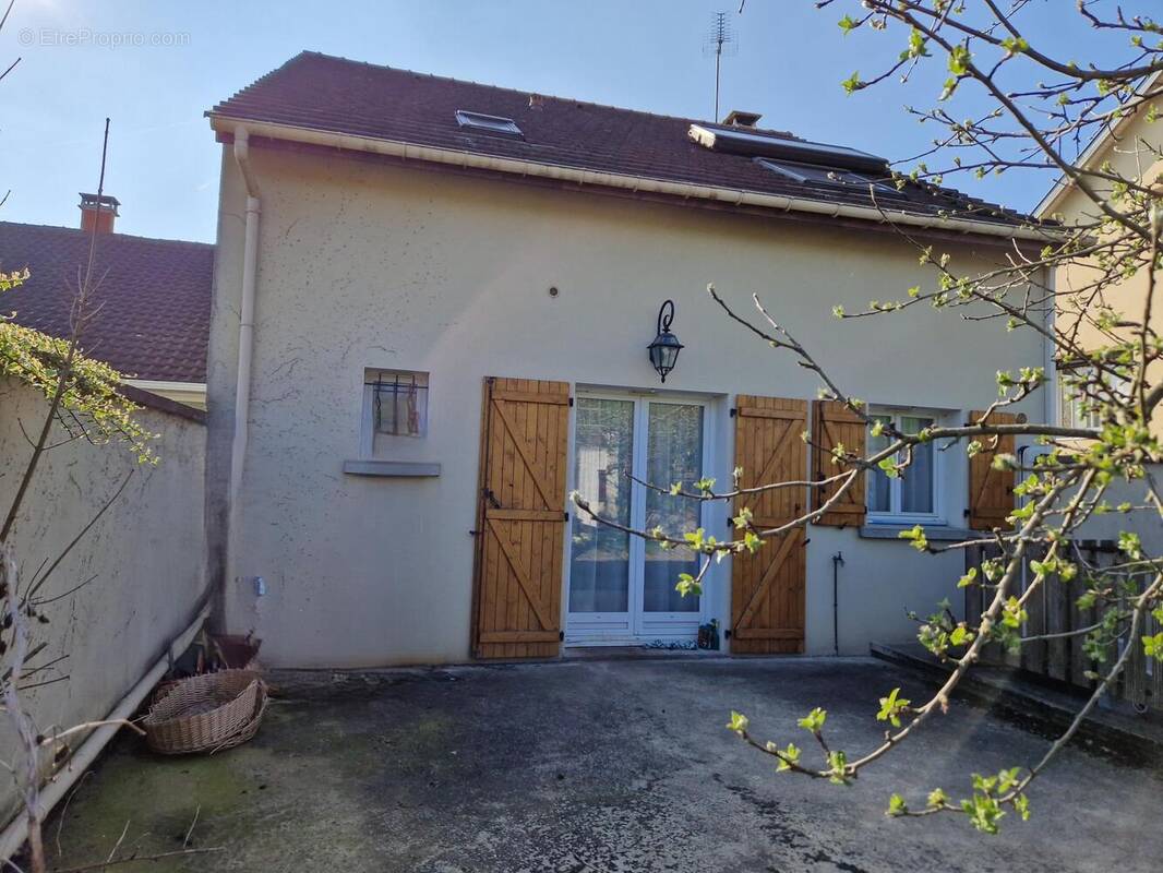 Photo 1 - Maison à GARGENVILLE