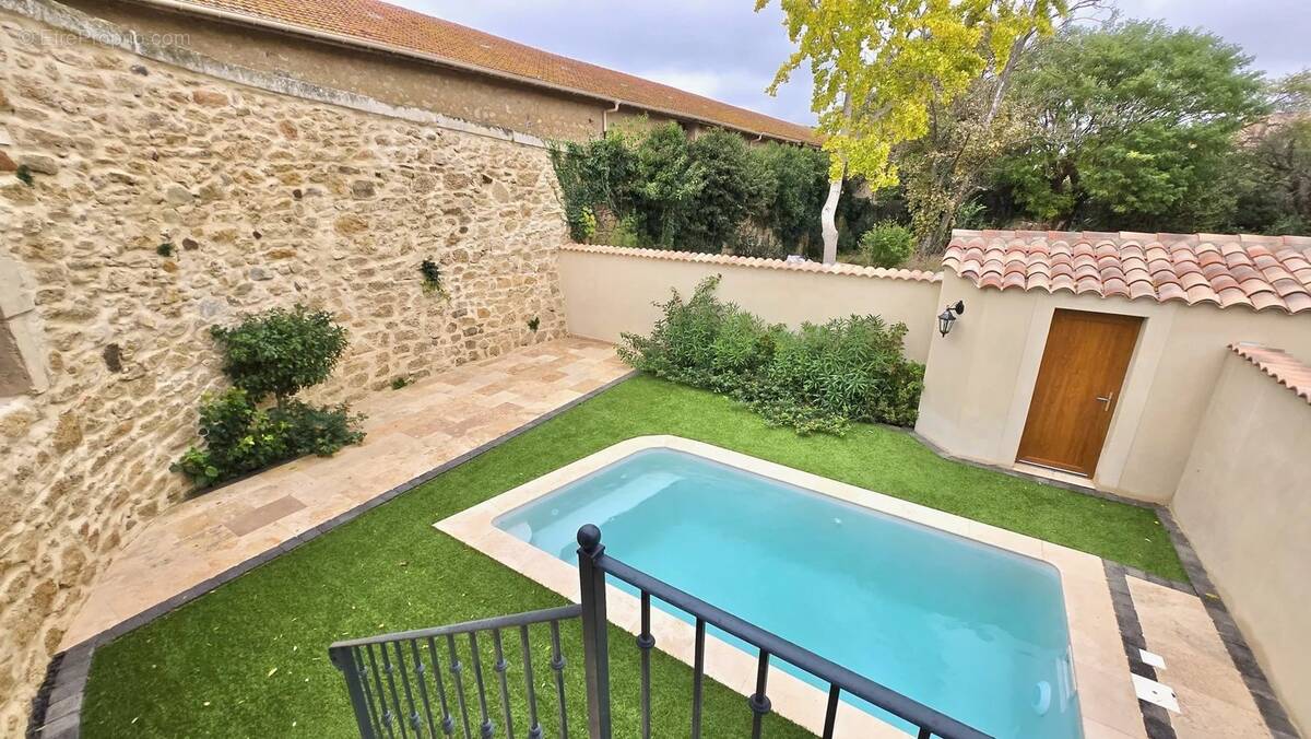 Maison à SAINT-GENIES-DE-FONTEDIT