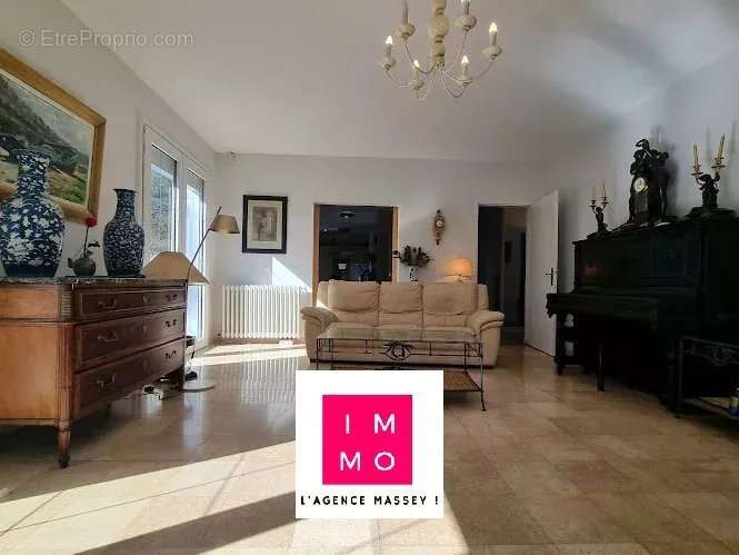 Maison à LALOUBERE