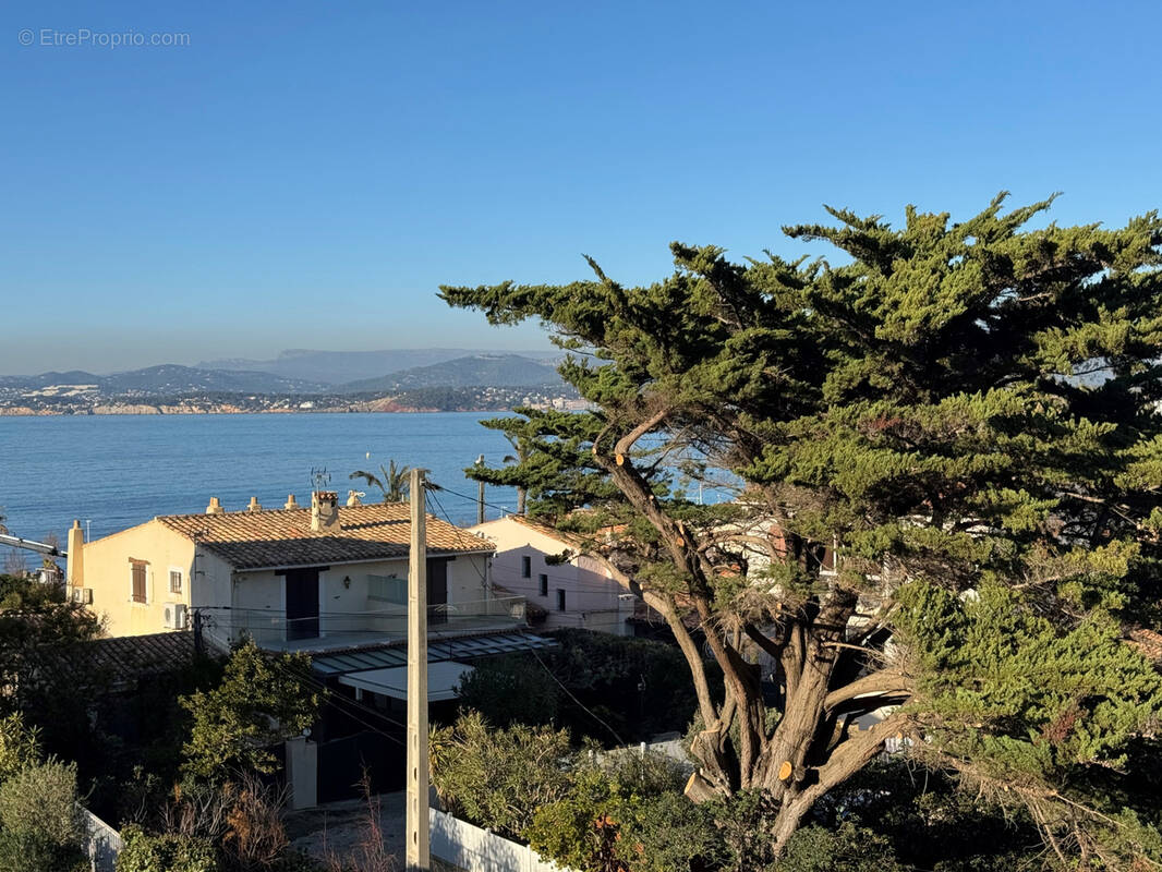 Appartement à SIX-FOURS-LES-PLAGES
