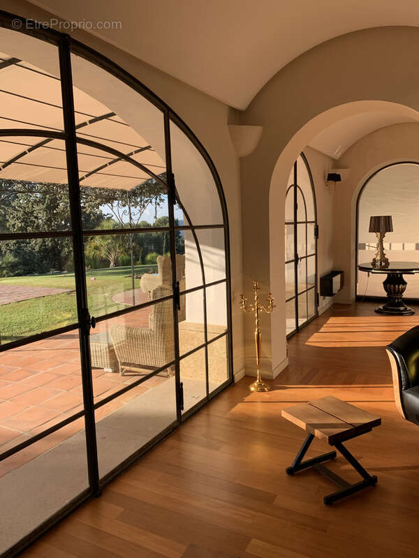 Maison à LE CASTELLET