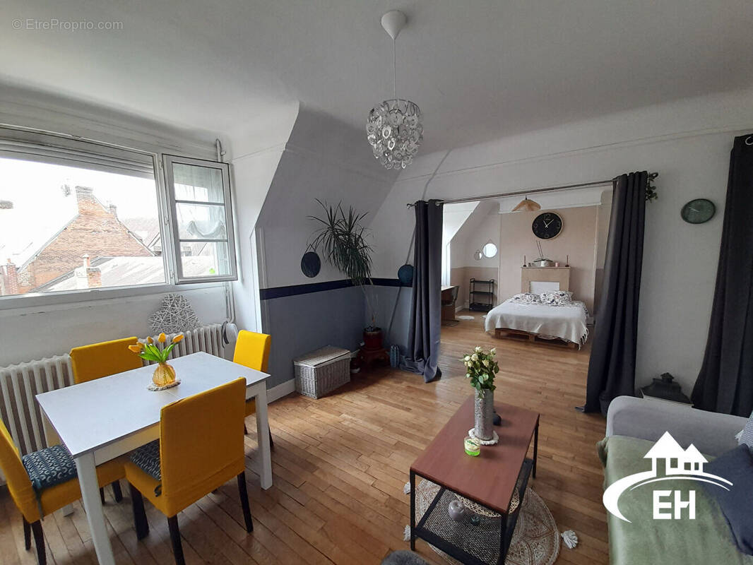 Appartement à L&#039;AIGLE