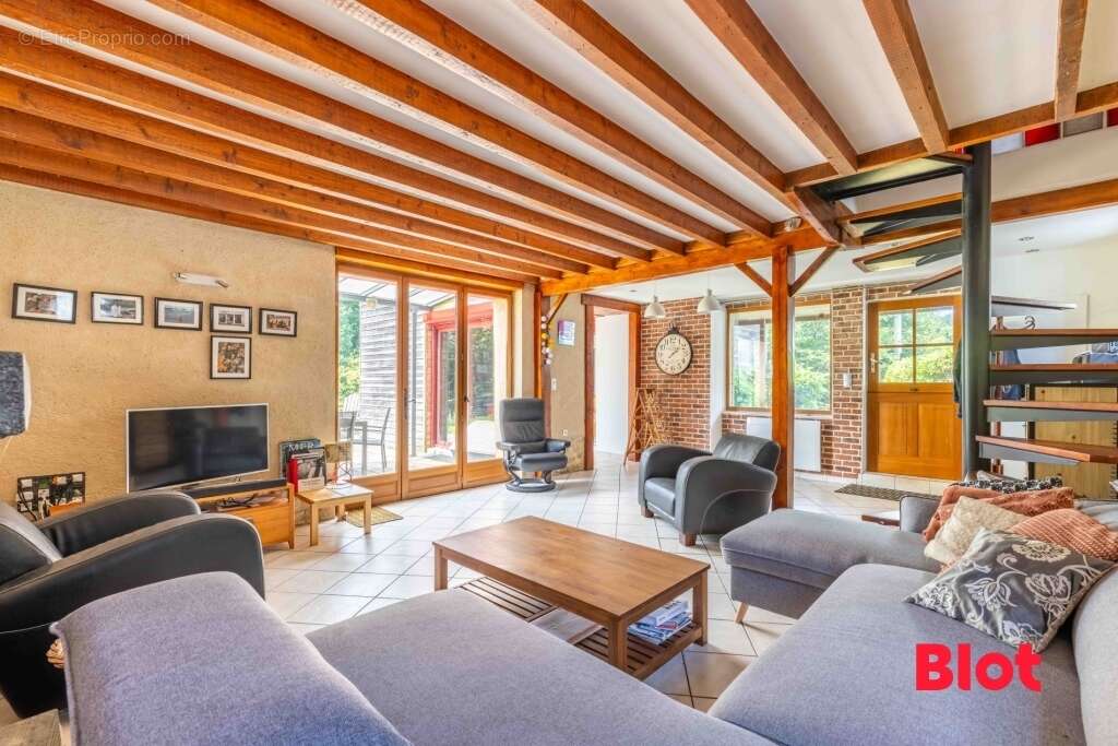 Maison à LIFFRE