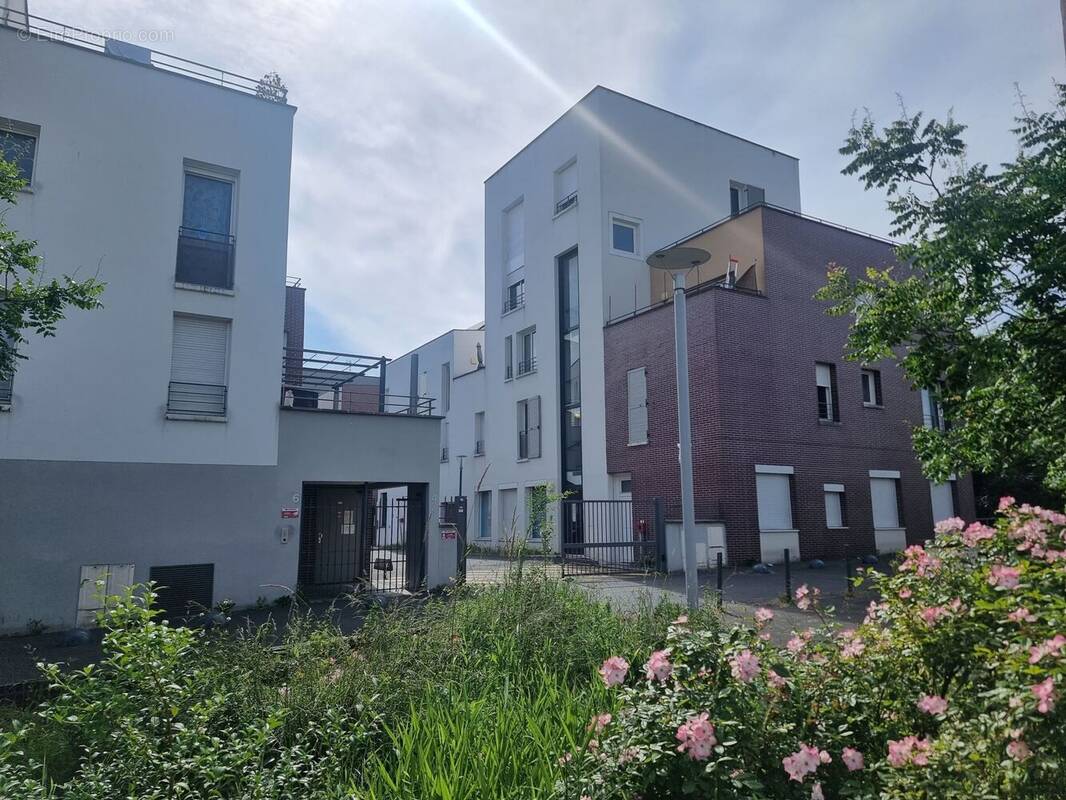 Appartement à STAINS