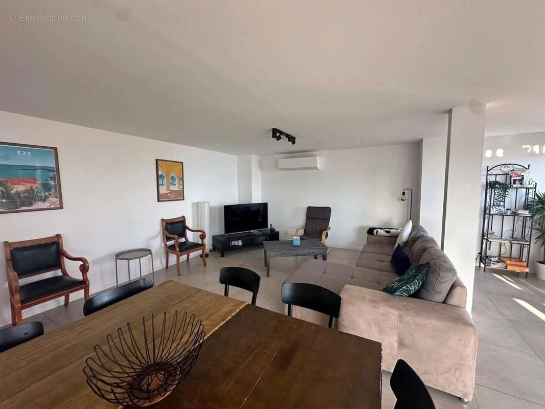Appartement à LA TURBIE