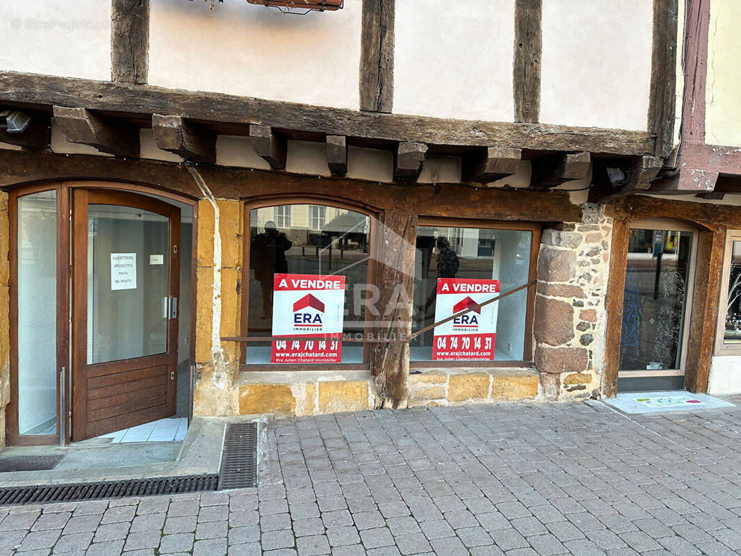Autre à TARARE