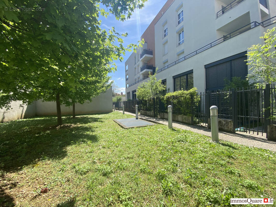 Appartement à LYON-8E