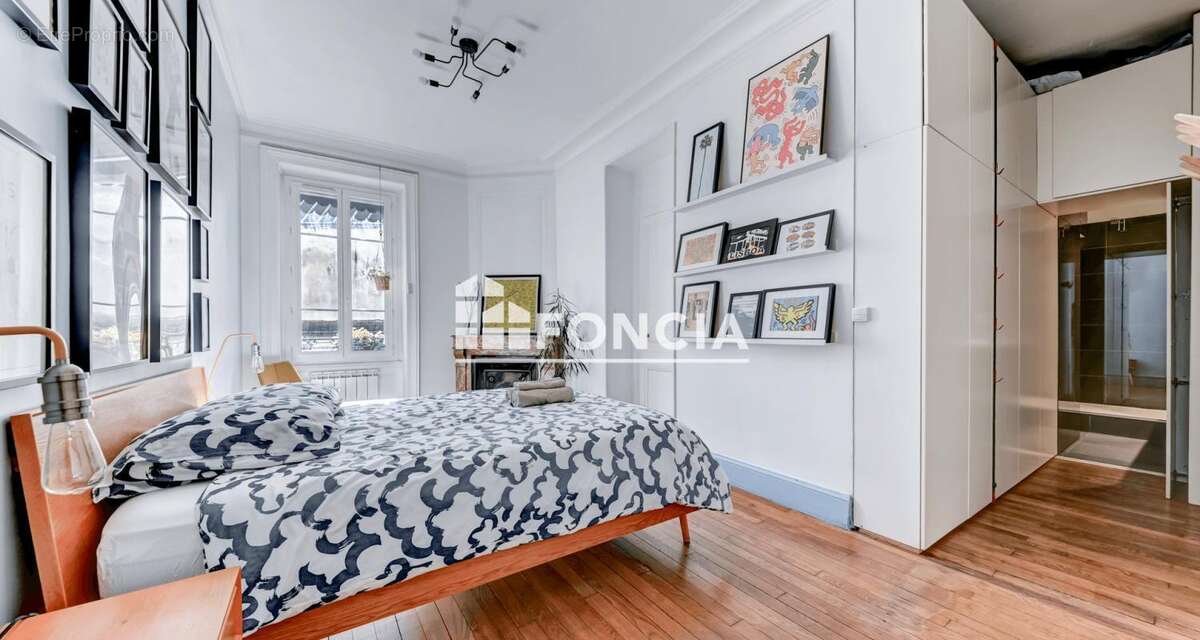 Appartement à LYON-7E