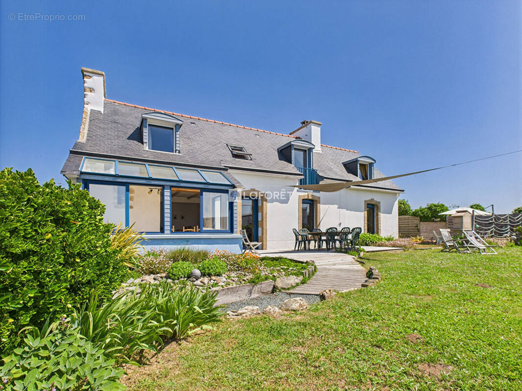 Maison à PLOUHINEC