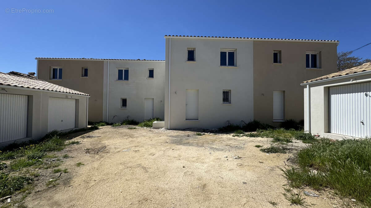 Maison à BEZOUCE