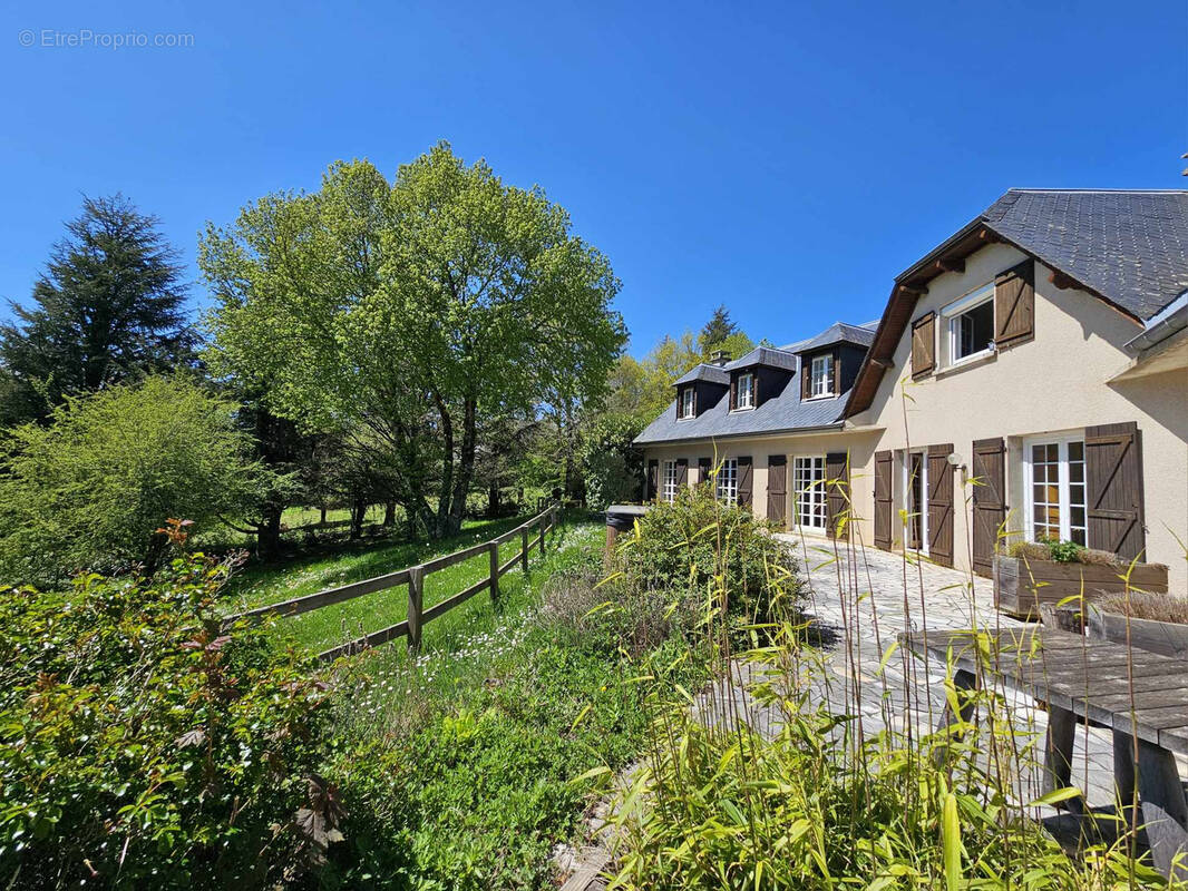 Maison à BARAQUEVILLE