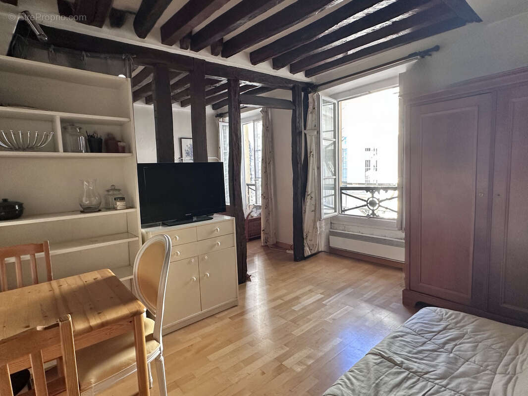 Appartement à PARIS-6E