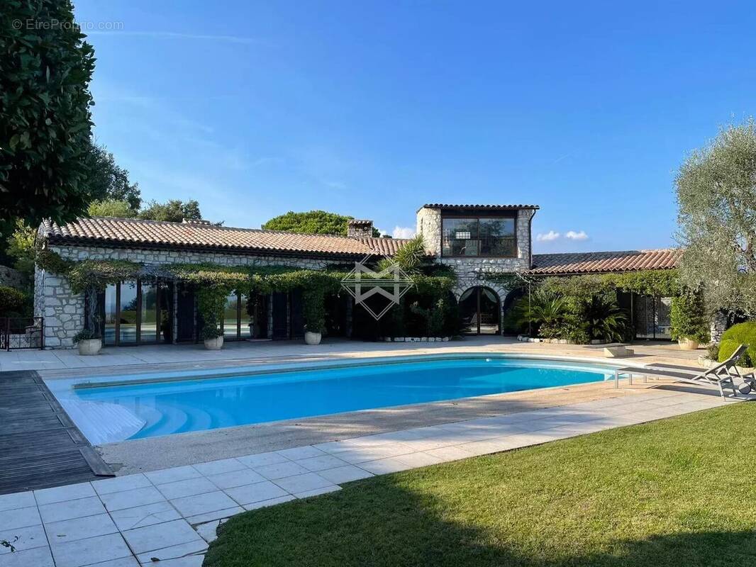 Maison à BIOT