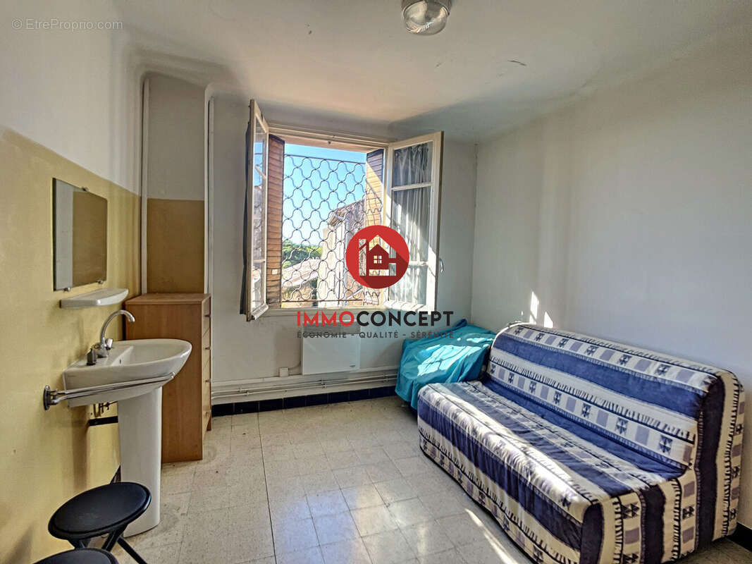 Appartement à AUBIGNAN