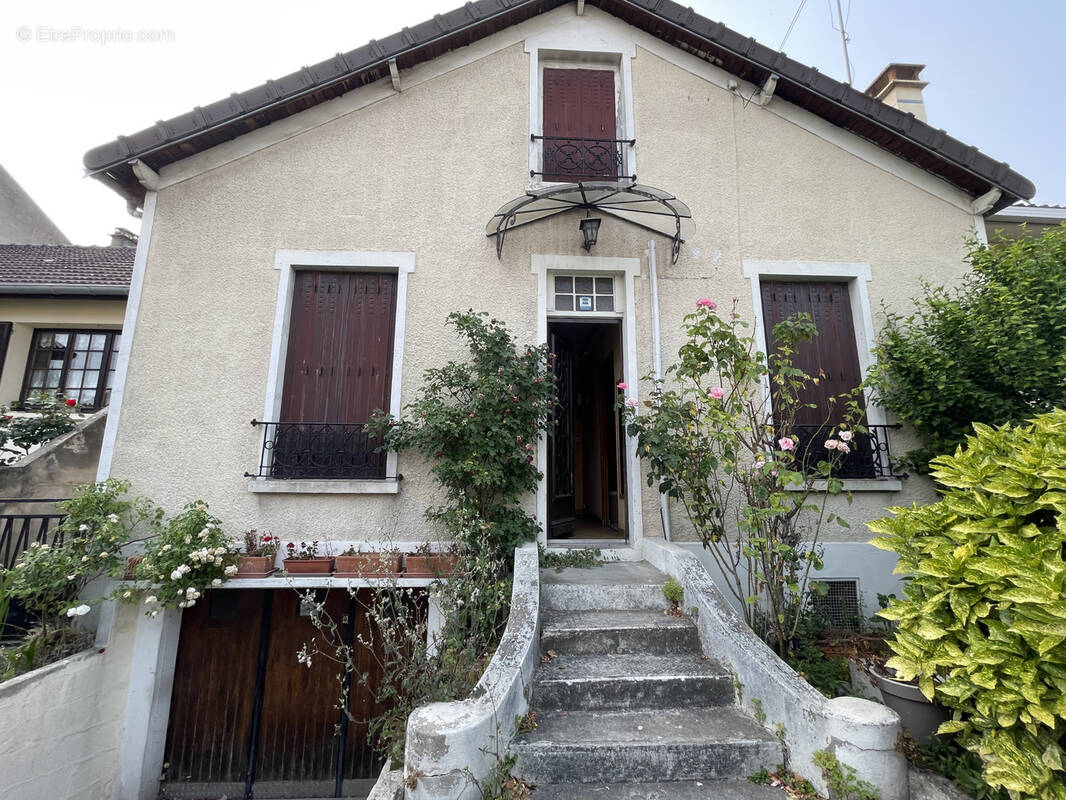 Maison à DRANCY
