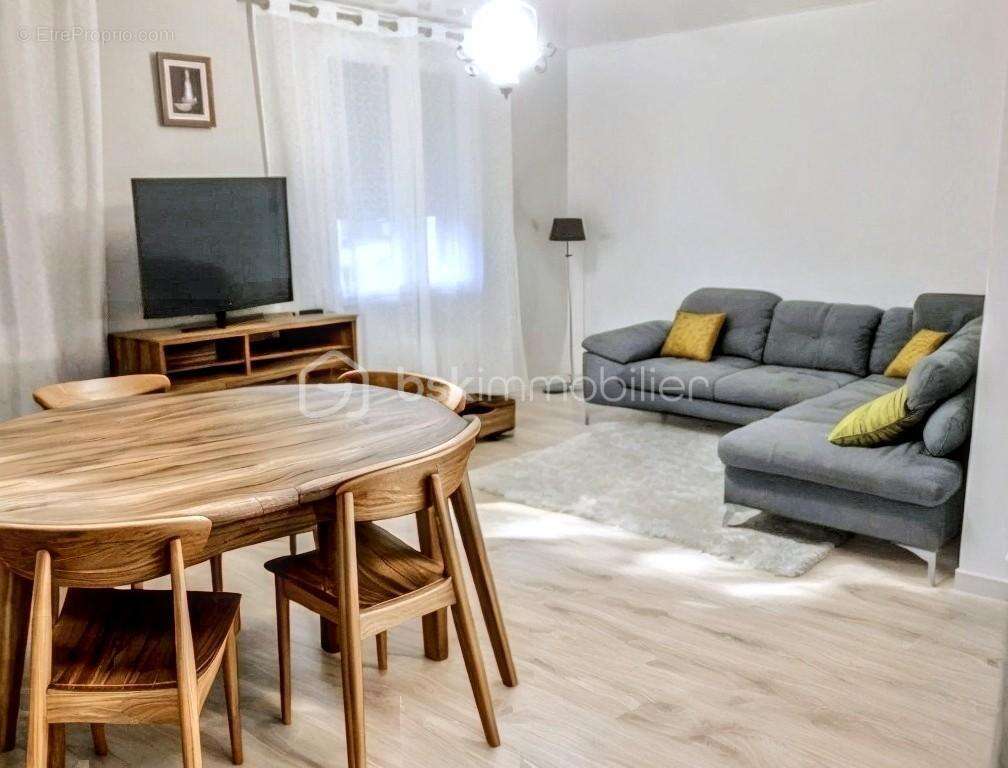 Appartement à LAVERUNE