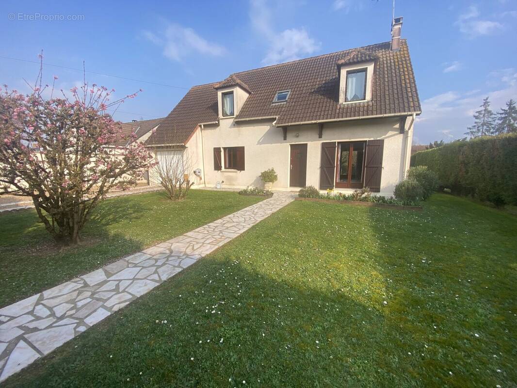 Maison à PUISEAUX