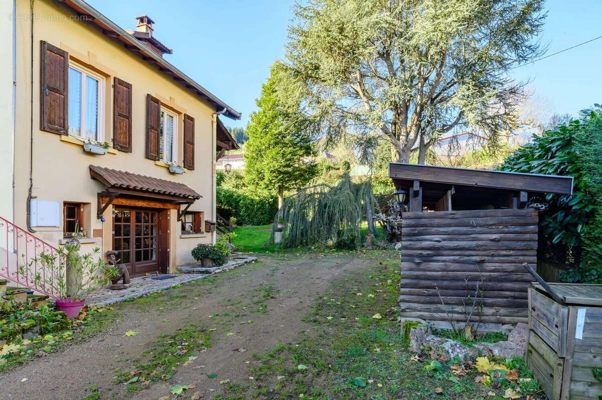 Maison à GRANDRIS