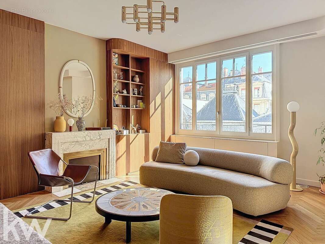 Appartement à LYON-6E
