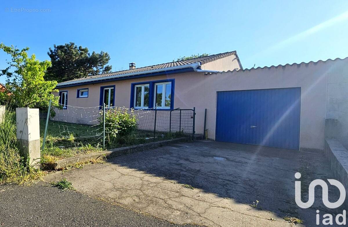 Photo 1 - Maison à LOUVIGNY