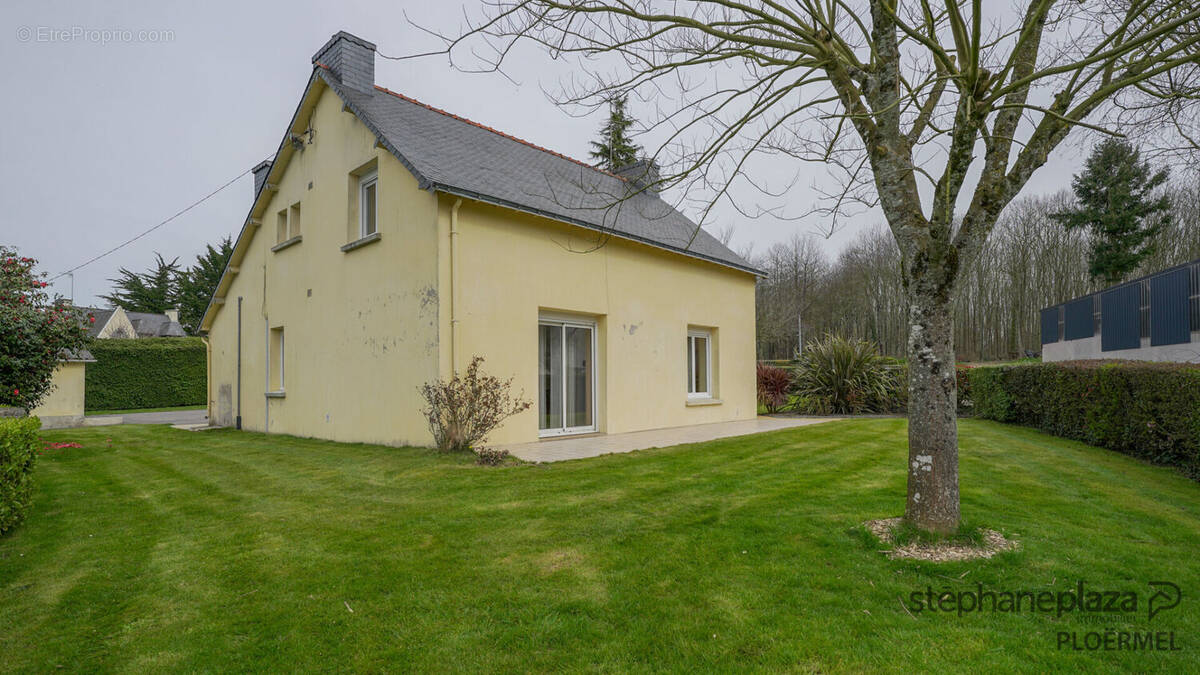 Maison à PLOERMEL