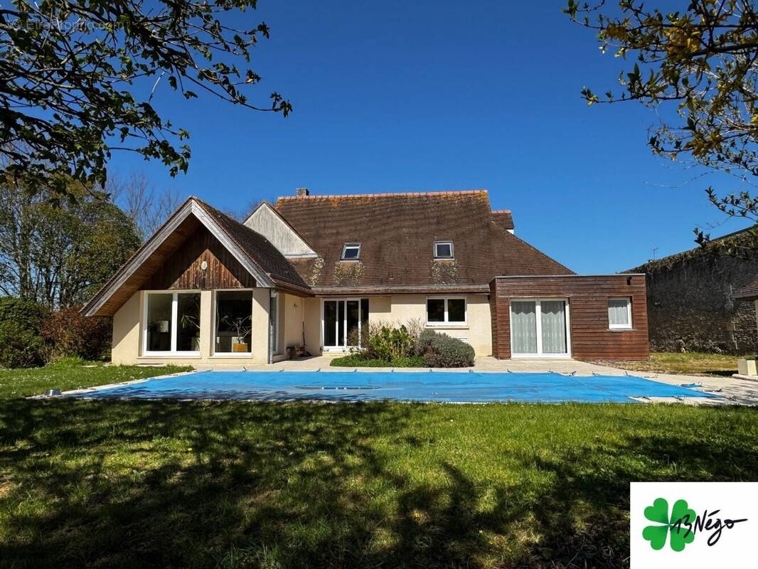 Maison à BIEVILLE-BEUVILLE