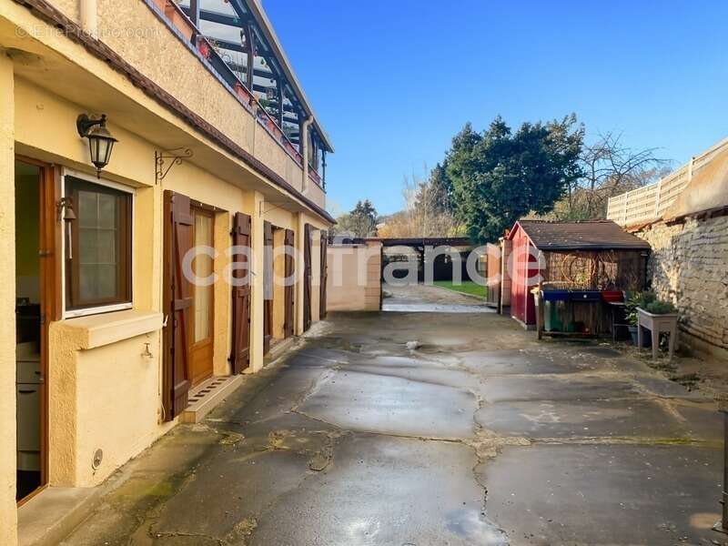 Appartement à VERT