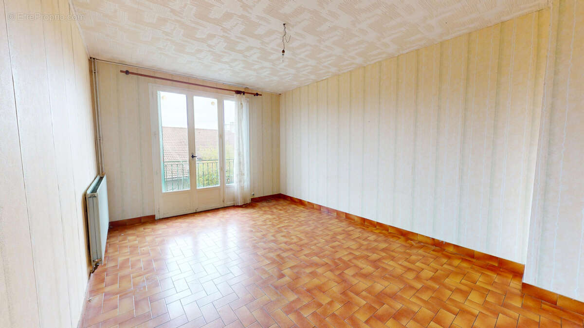 Maison à GENLIS