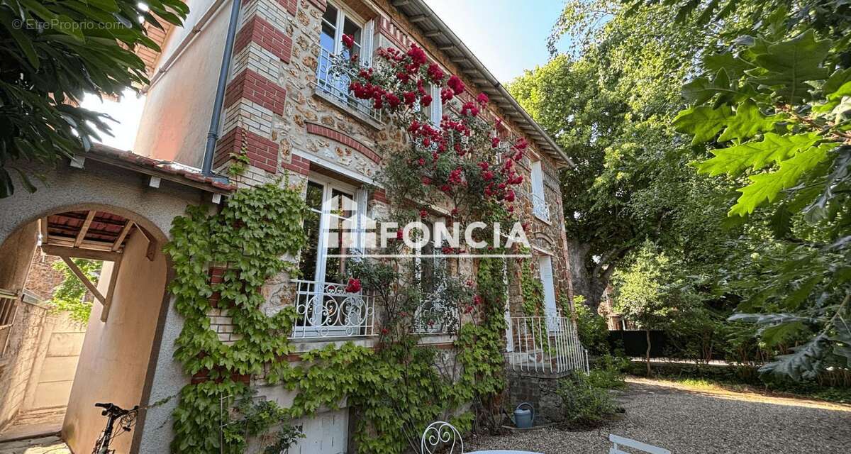 Maison à BOURG-LA-REINE