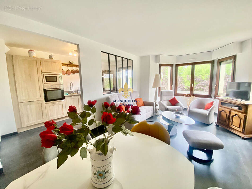 Appartement à COYE-LA-FORET