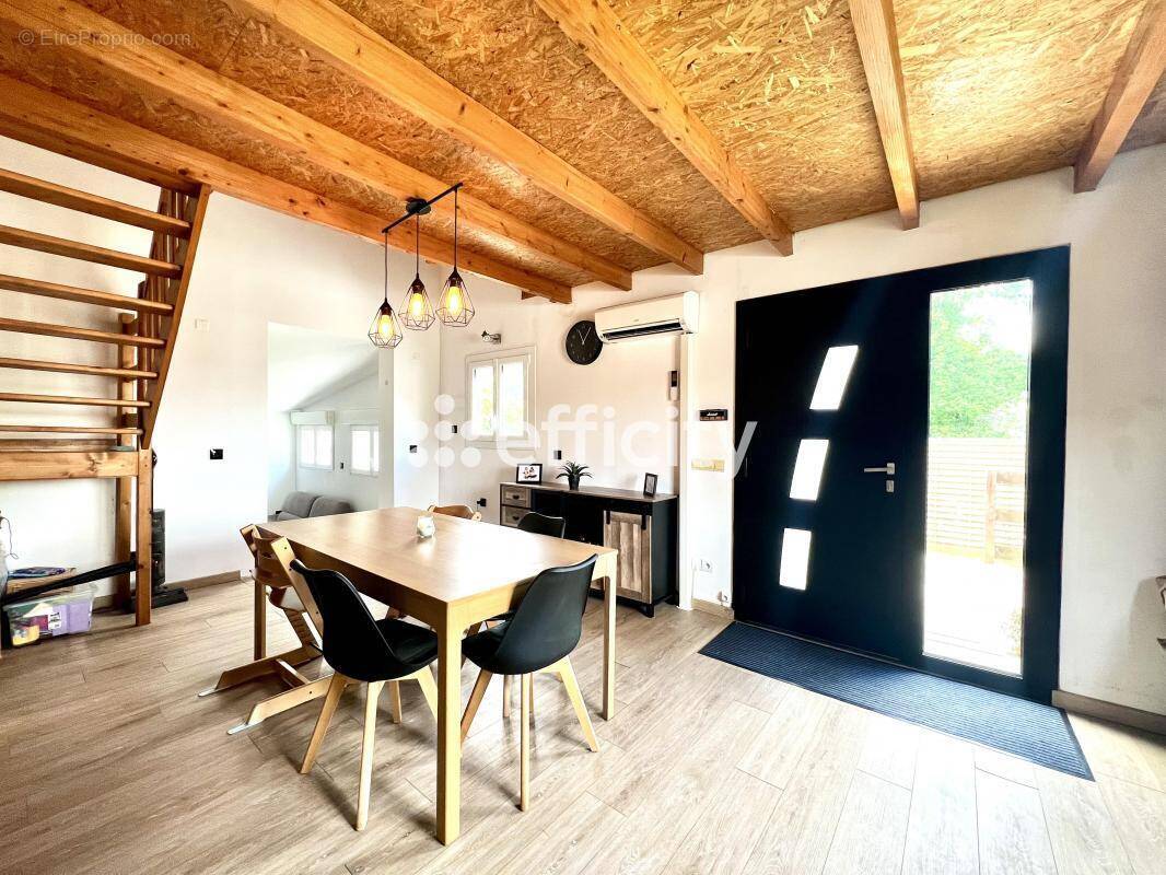 Maison à LE TAILLAN-MEDOC