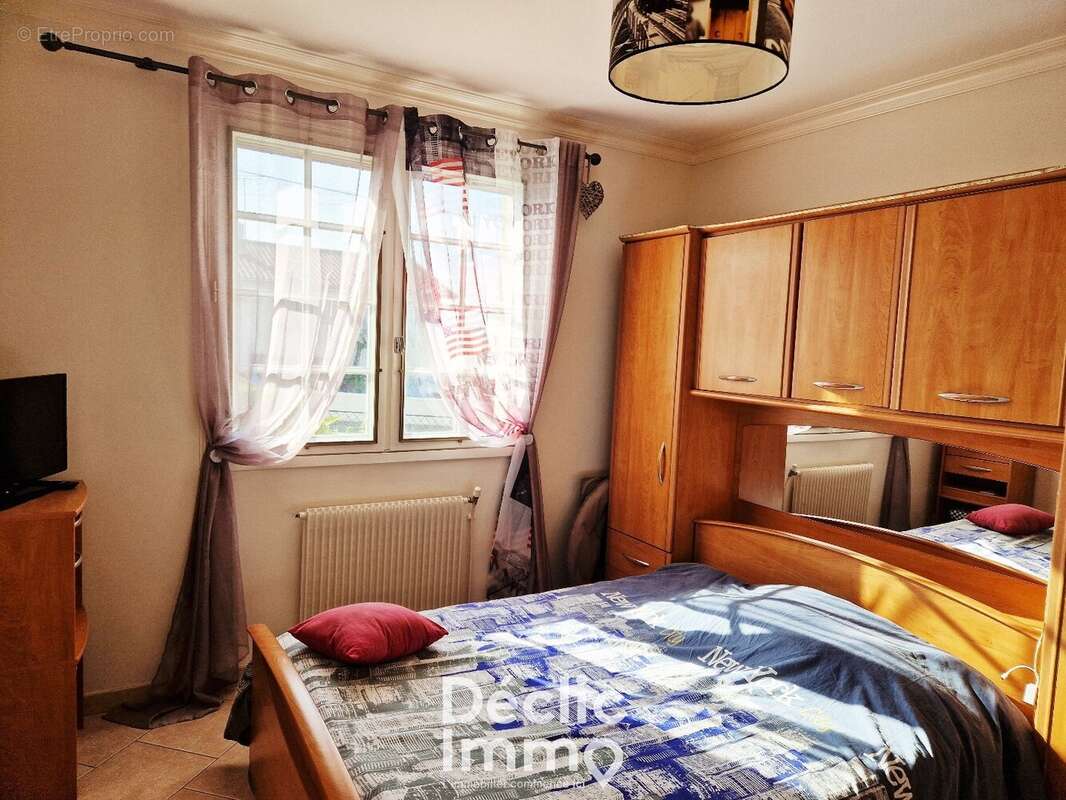 Maison à TOUVRE