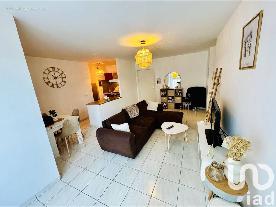 Photo 1 - Appartement à MONTEREAU-FAULT-YONNE