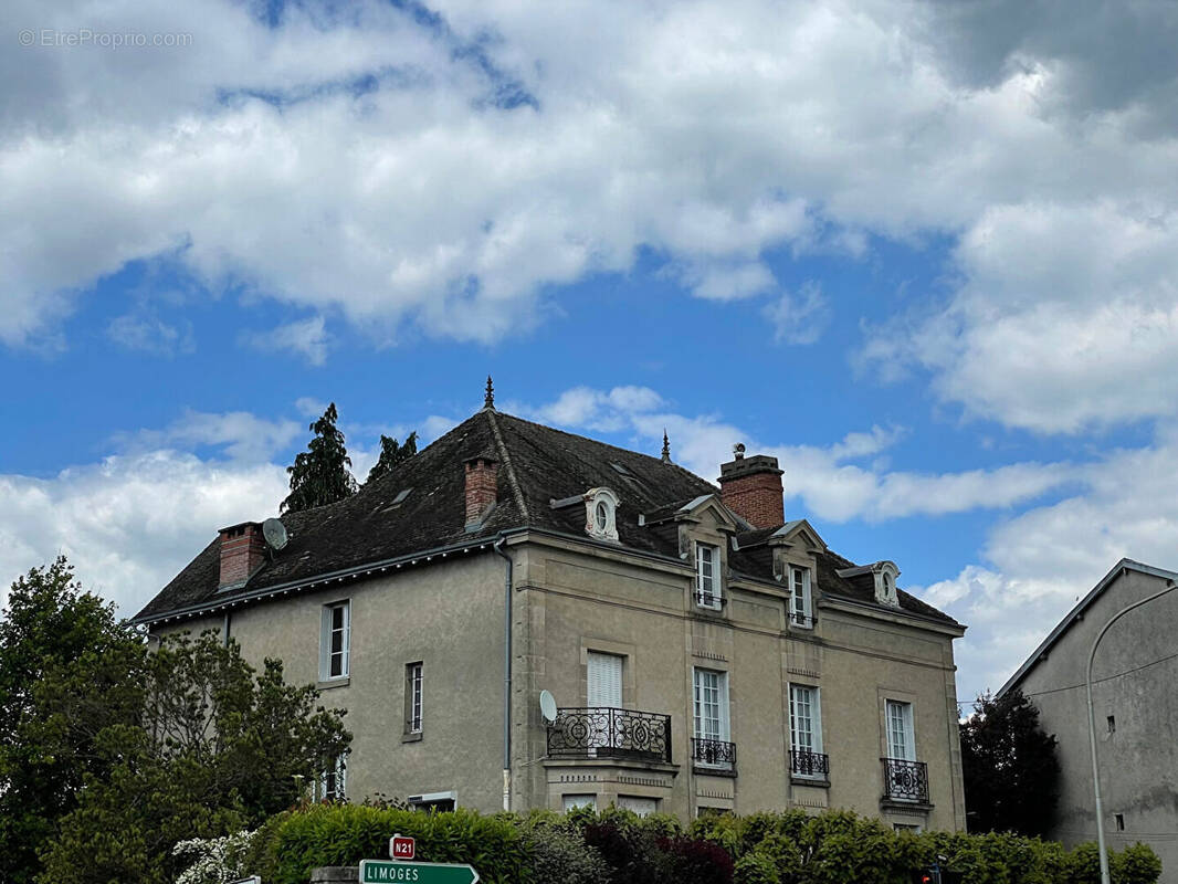 Maison à AIXE-SUR-VIENNE