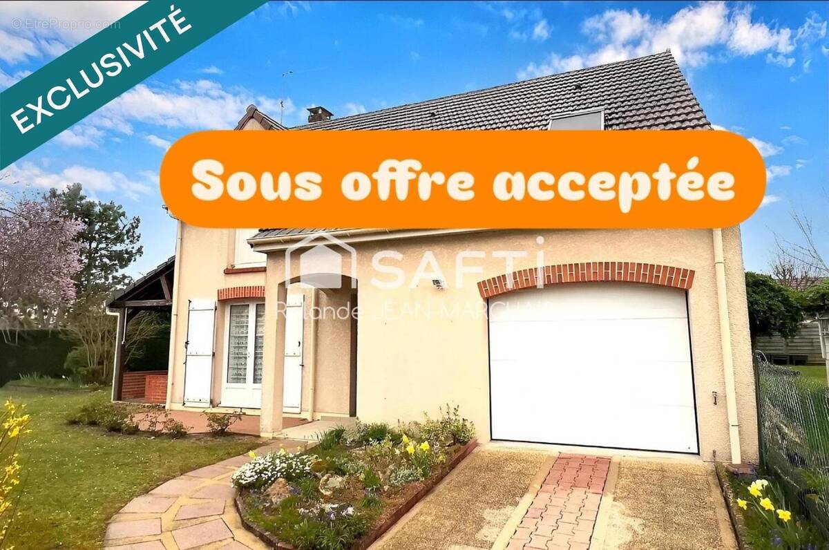 Photo 1 - Maison à SAINT-JEAN-DE-LA-RUELLE