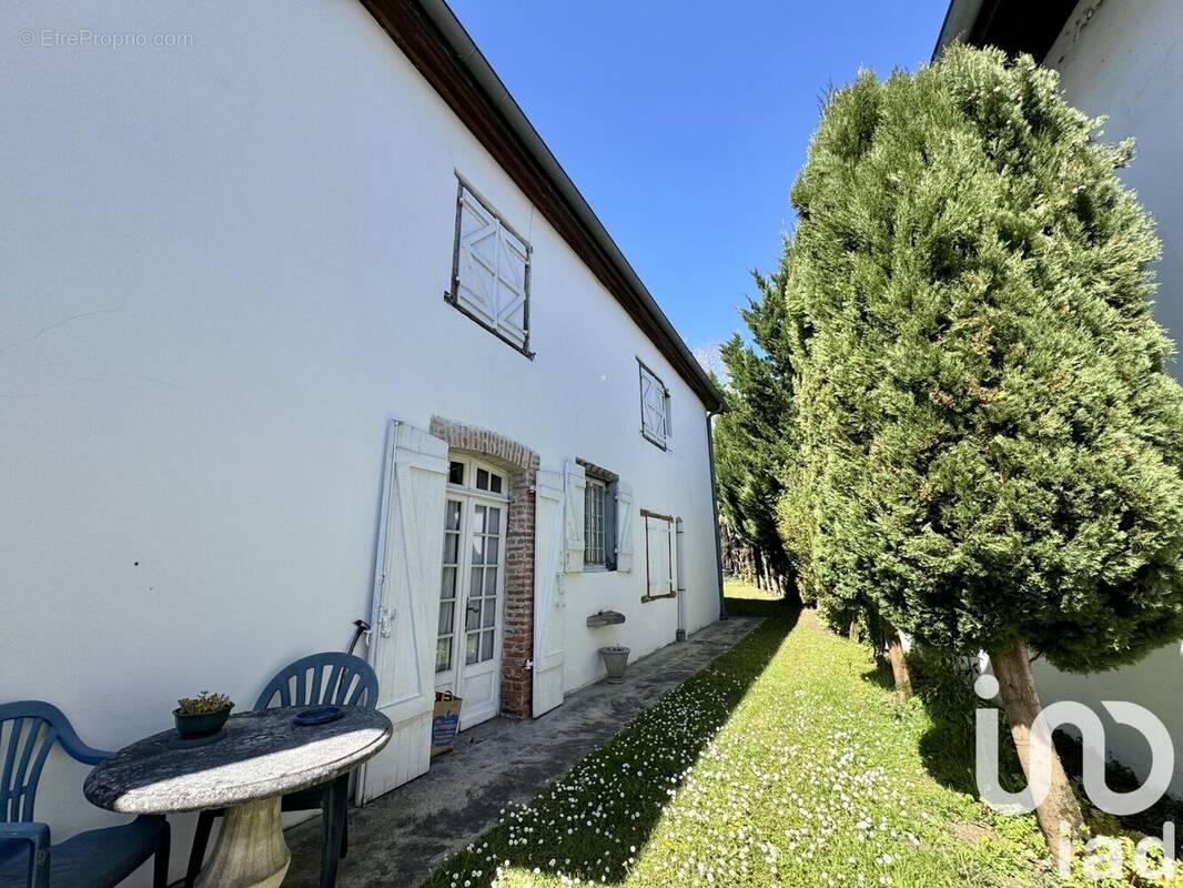 Photo 1 - Maison à SAINT-GEOURS-DE-MAREMNE