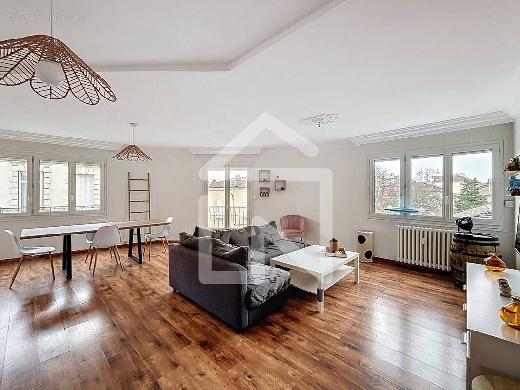 Appartement à VALENCE