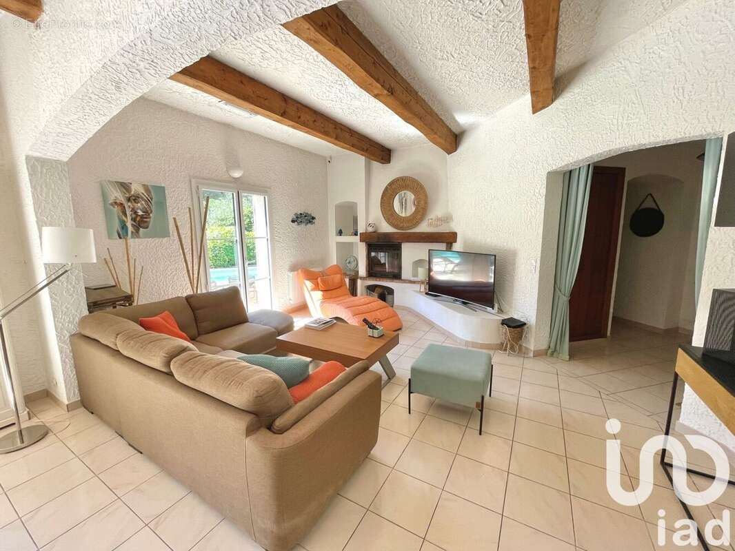 Photo 5 - Maison à PUGET-SUR-ARGENS